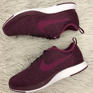 New Nike Dualtone Burgundy Running Sneakers